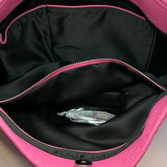 🎉HP🎉 ”Medina” Locket Strap Handbag - Picture 6 of 8